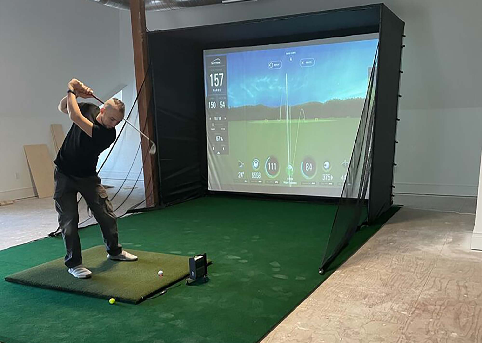 Personal Indoor Golf Simulator - Park Place Installations